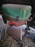 Grill stalowy z paleniskiem
