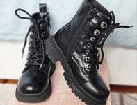 Buty CCC botki Nelli Blu czarne 31