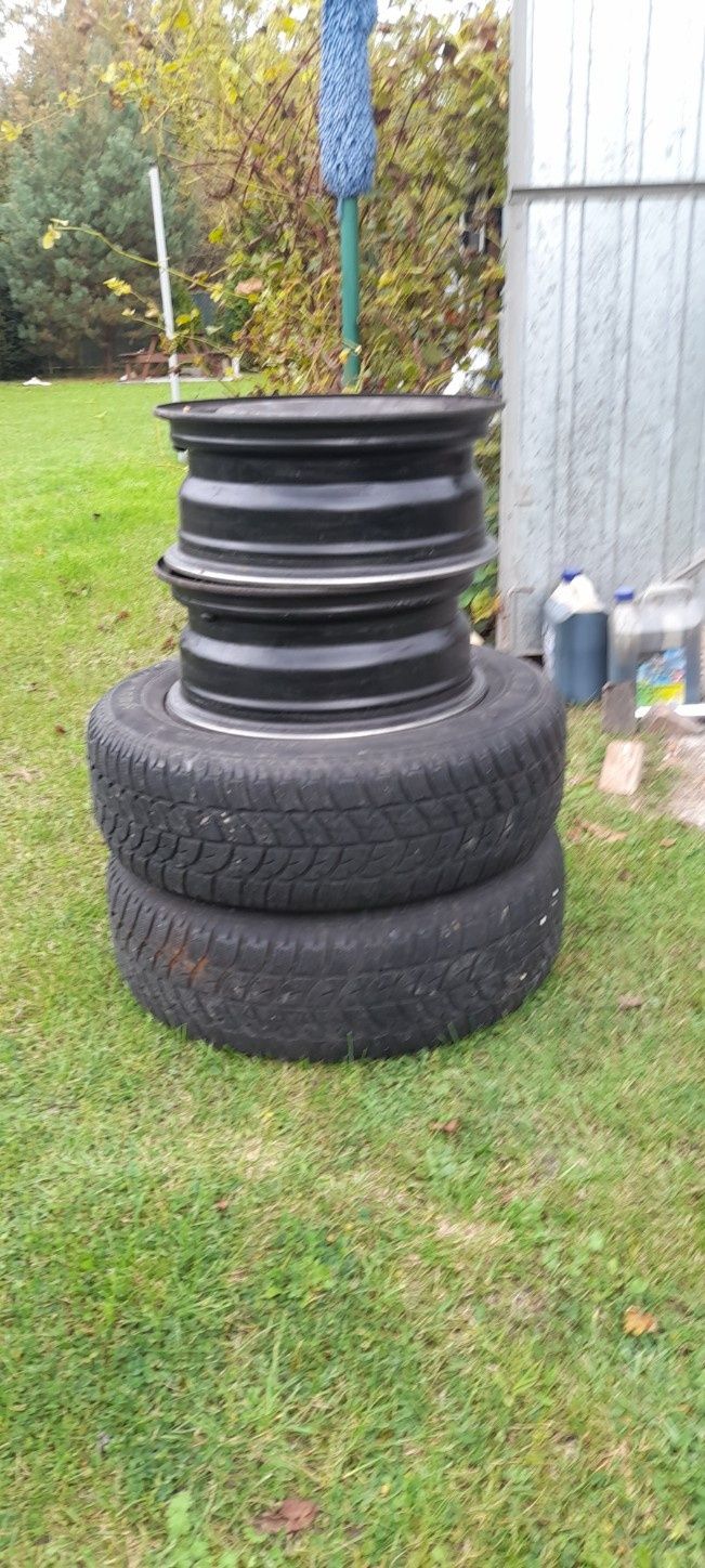 Sprzedam 4 Felgi stalowe 5x112 15 skoda VW seat audi
