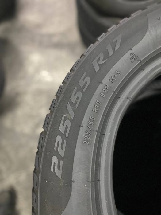 Автошини зимові PIRELLI 225/55/17 (4шт) Резина,Колеса,Гума,Скати,Шини