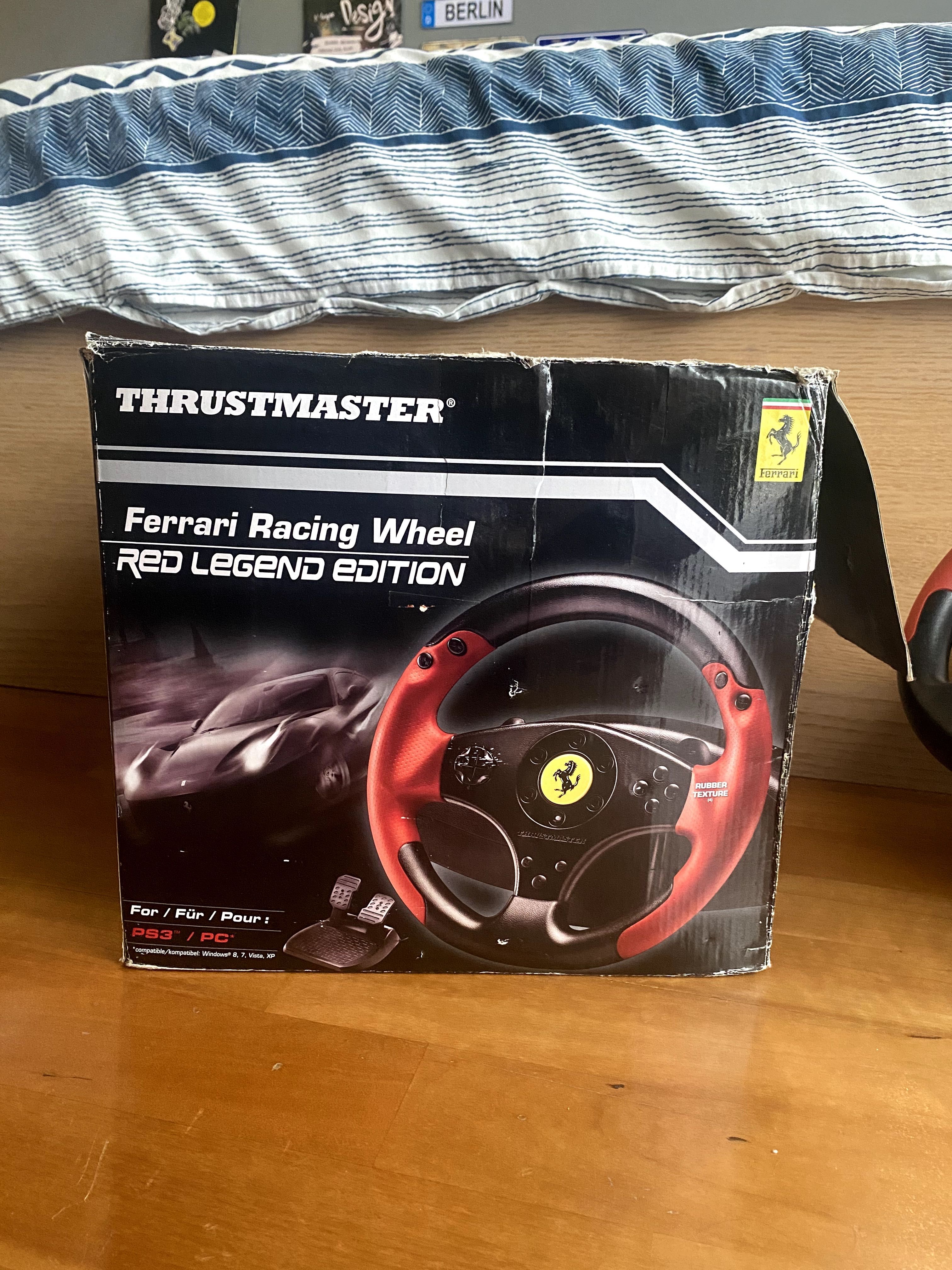 Ferrari Racing Wheel Red legend edition  (RUBBER TEXTURE)
For PS3 & PC