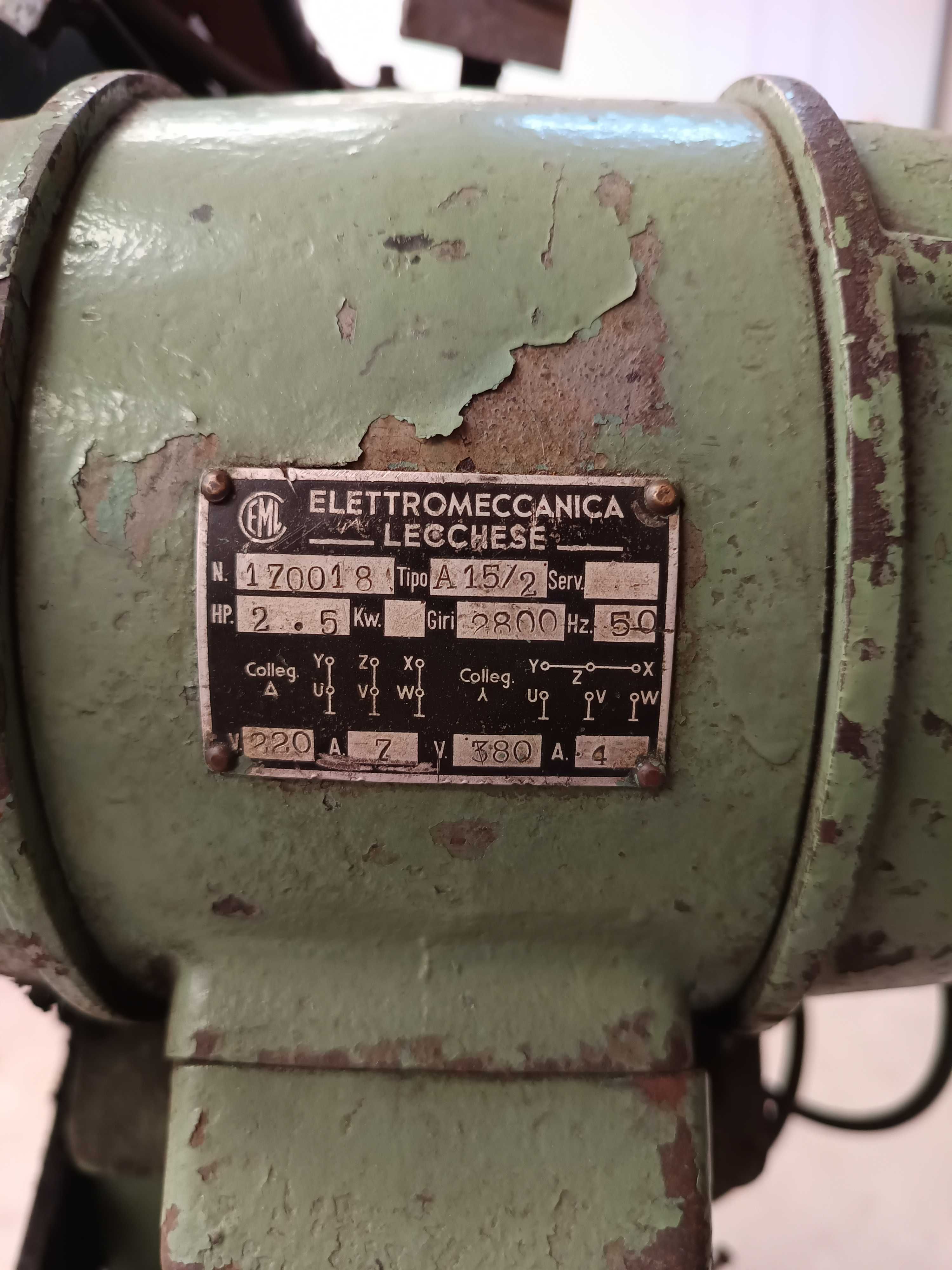 Máquina de corte e furação - Saca Bocados Mecânico FICEP Jolly 380V