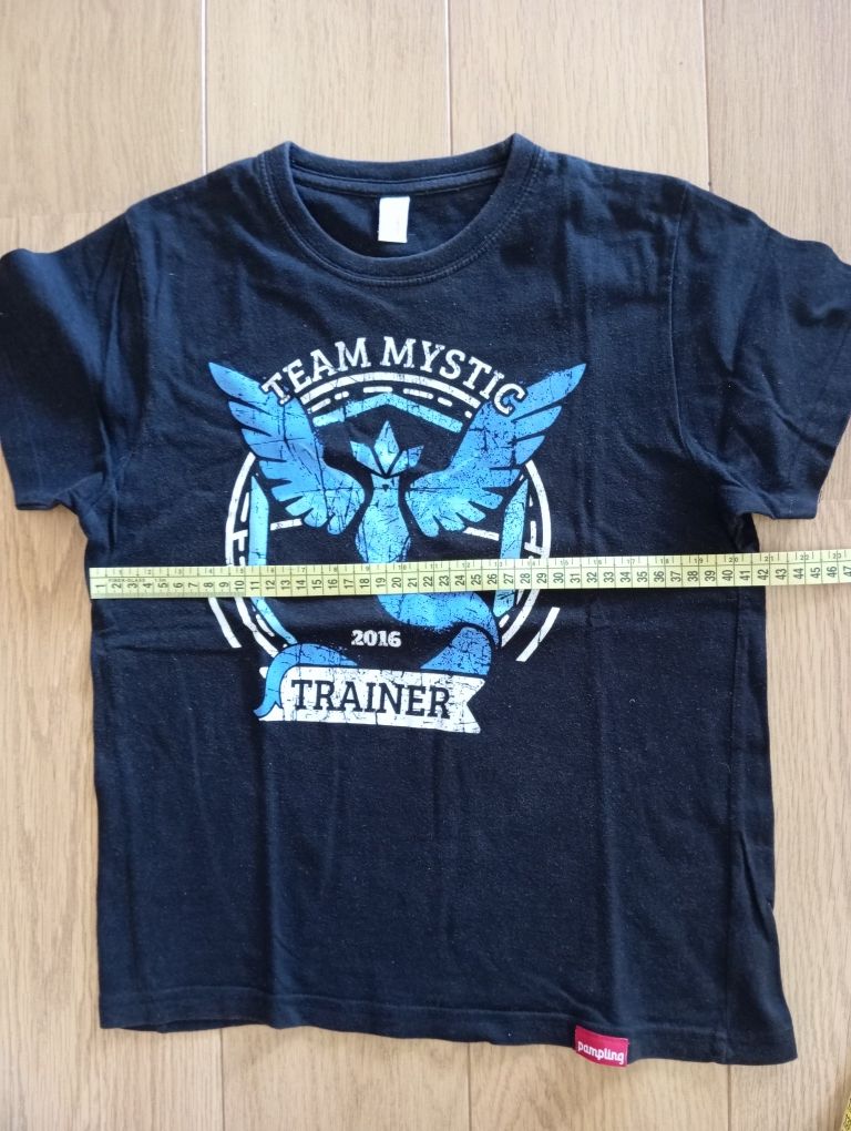 T-shirt rapaz, tamanho 12 anos, cor preta