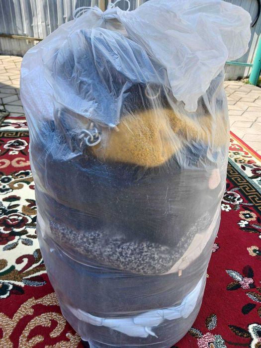 Оптом пакет жіночих демісезонних курточок та  речей майже нових