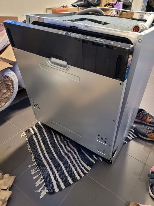 Zmywarka do zabudowy Amica, używana z usterką