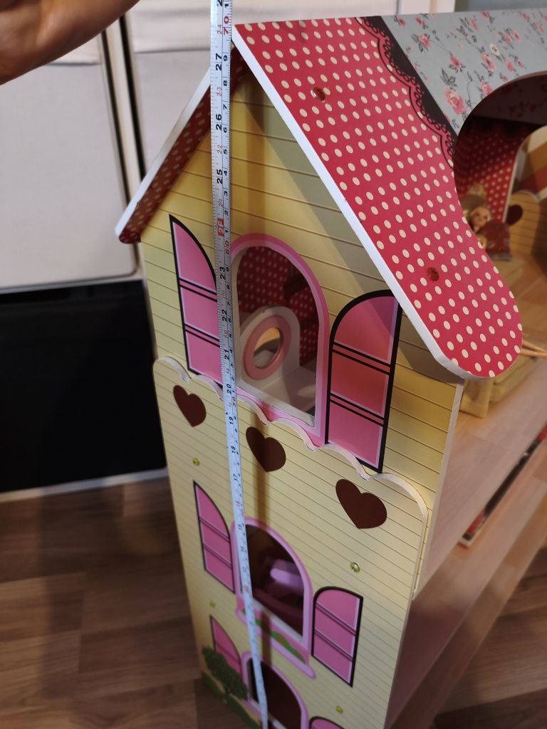 Domek drewniany dla lalek oświetlenie LED