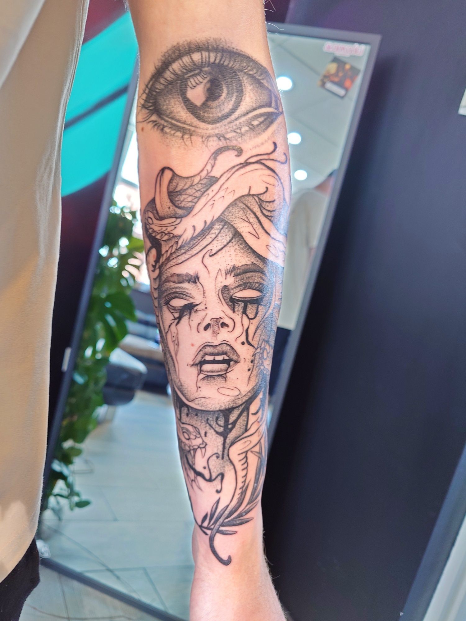 Tatuaż artystyczny tattoo PROFESJONALNE STUDIO