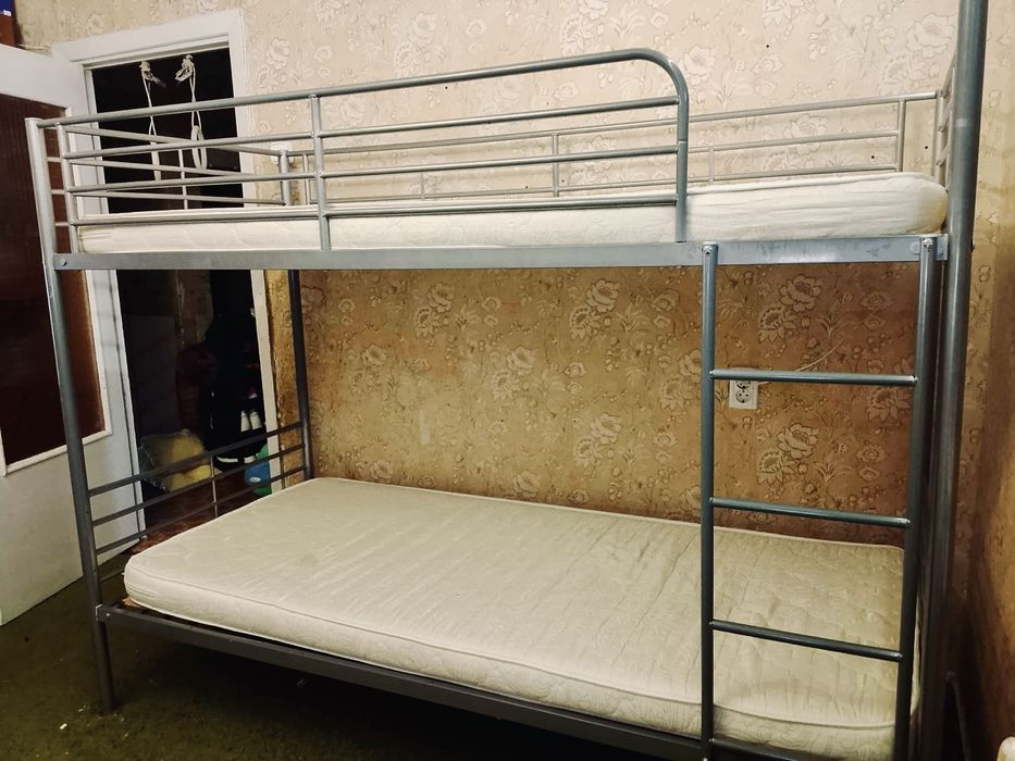 2х-этажная кровать/2-ярусне ліжко PLOVSTRUP 90x200 см металік