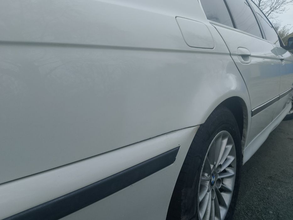 Продам гарну BMW E39