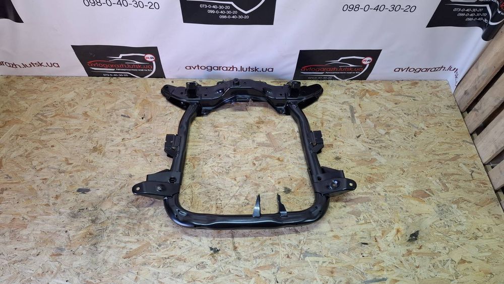 Подрамник передний підрамник передній Opel Corsa C Combo C Meriva A
