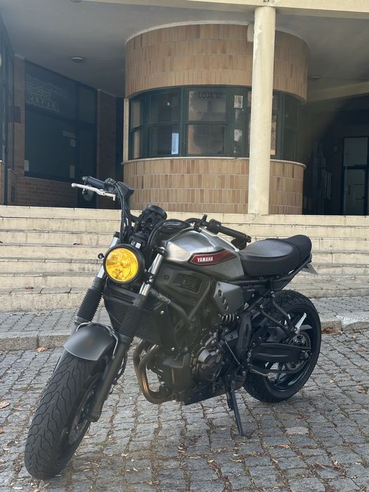 Yamaha XSR 700 75cv