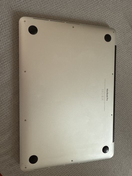 Macbook Pro 13’’ 2015 i5 8GB 128GB