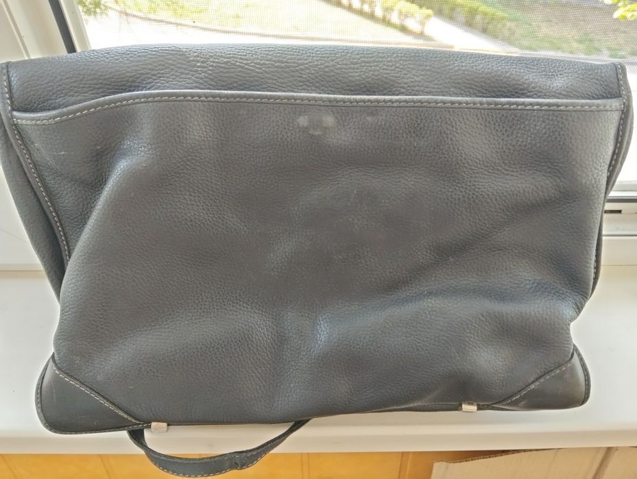 Кожаный портфель