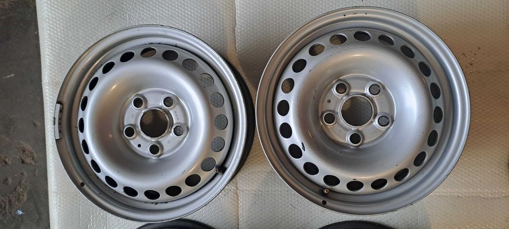 VW 7F0 T5 T6 ORG. Felgi stalowe 6,5J / 16" / 5x120 ET51 Komplet 4 szt