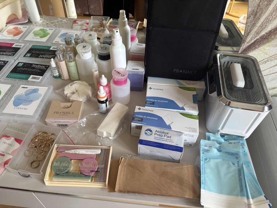 Likwidacja stanowiska manicure zestaw dodatków