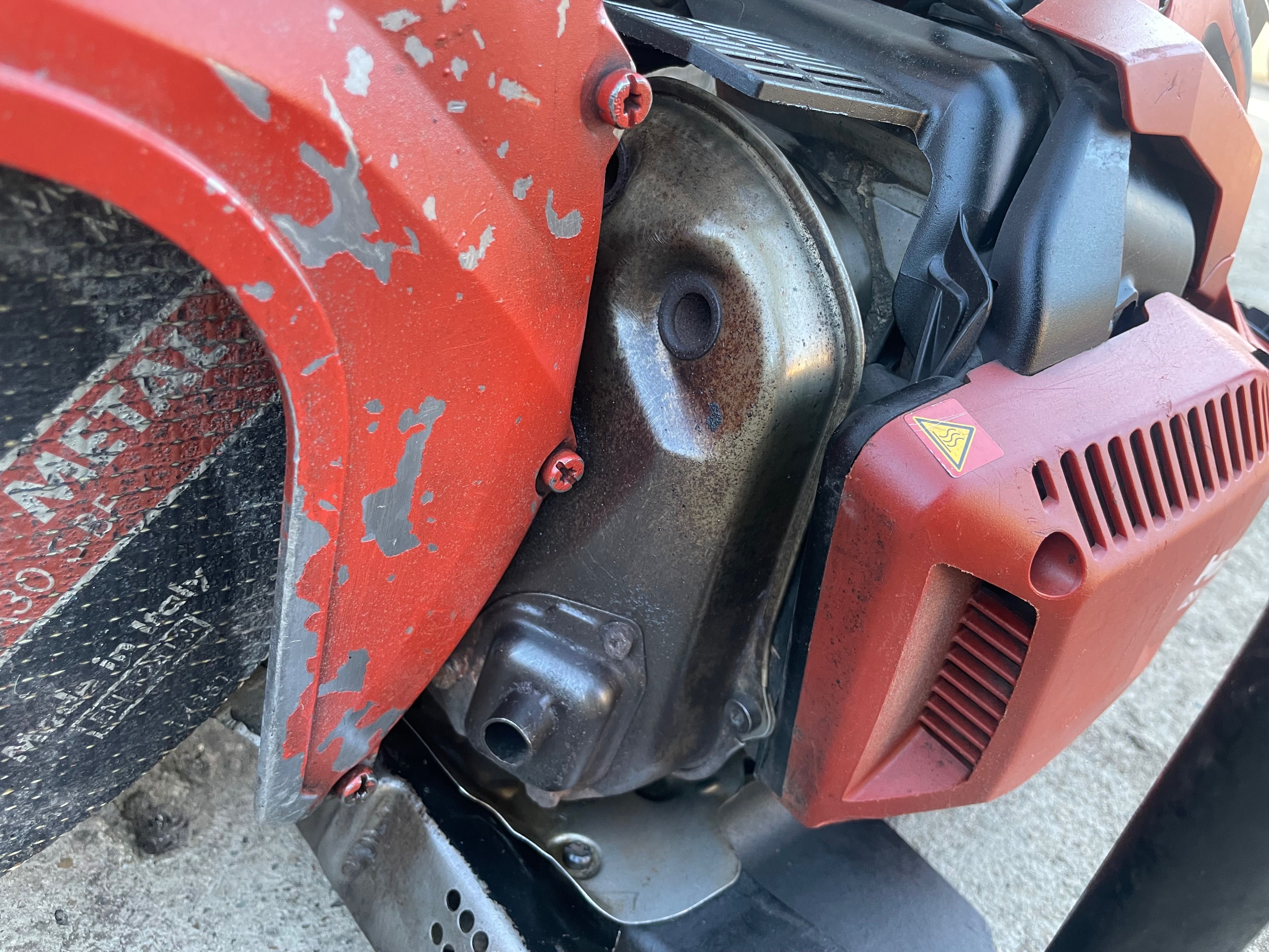 Бензоріз Hilti DSH 600-X