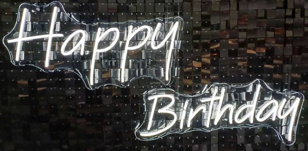 Głośnik imprezowy JBL PartyBox 320, ścianka, neon Happy birthday