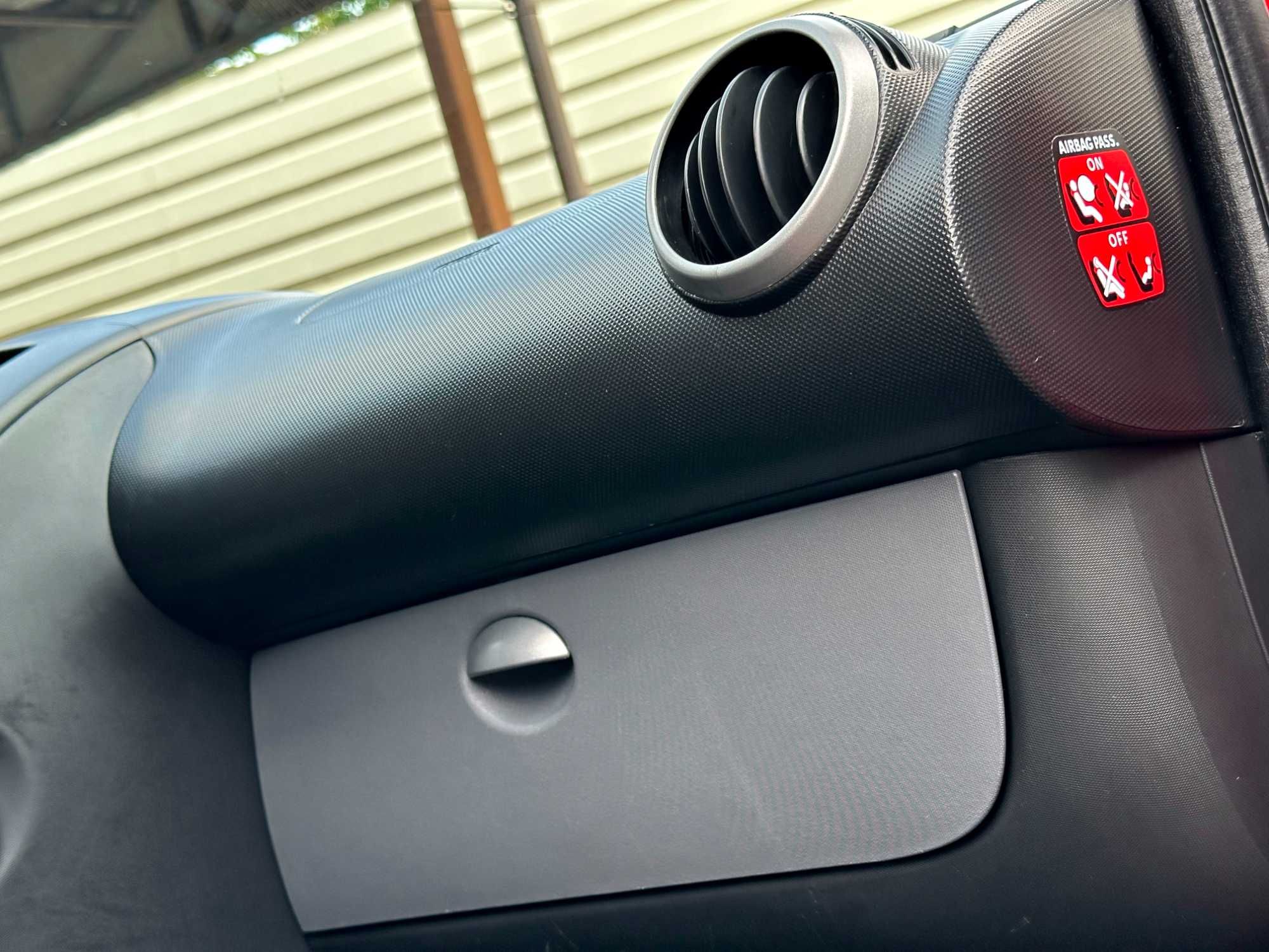 Продам Citroen C1 2012