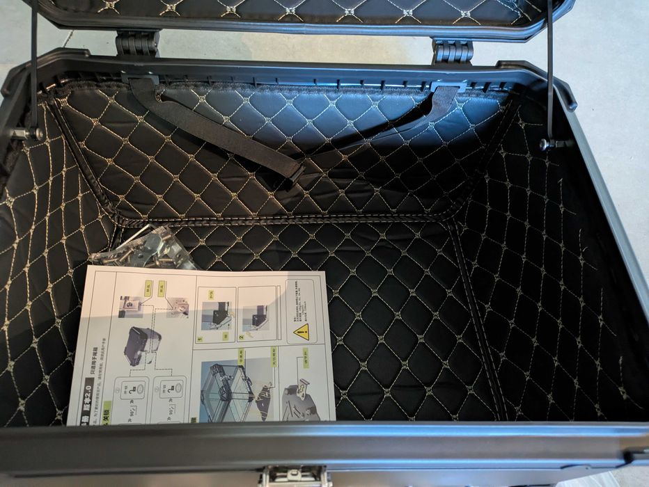 Top case 65l. NOVO