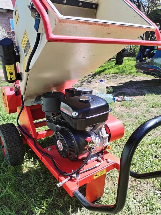 Щепоріз, подрібнювач гілок на щепу ARPAL МБ-100БД