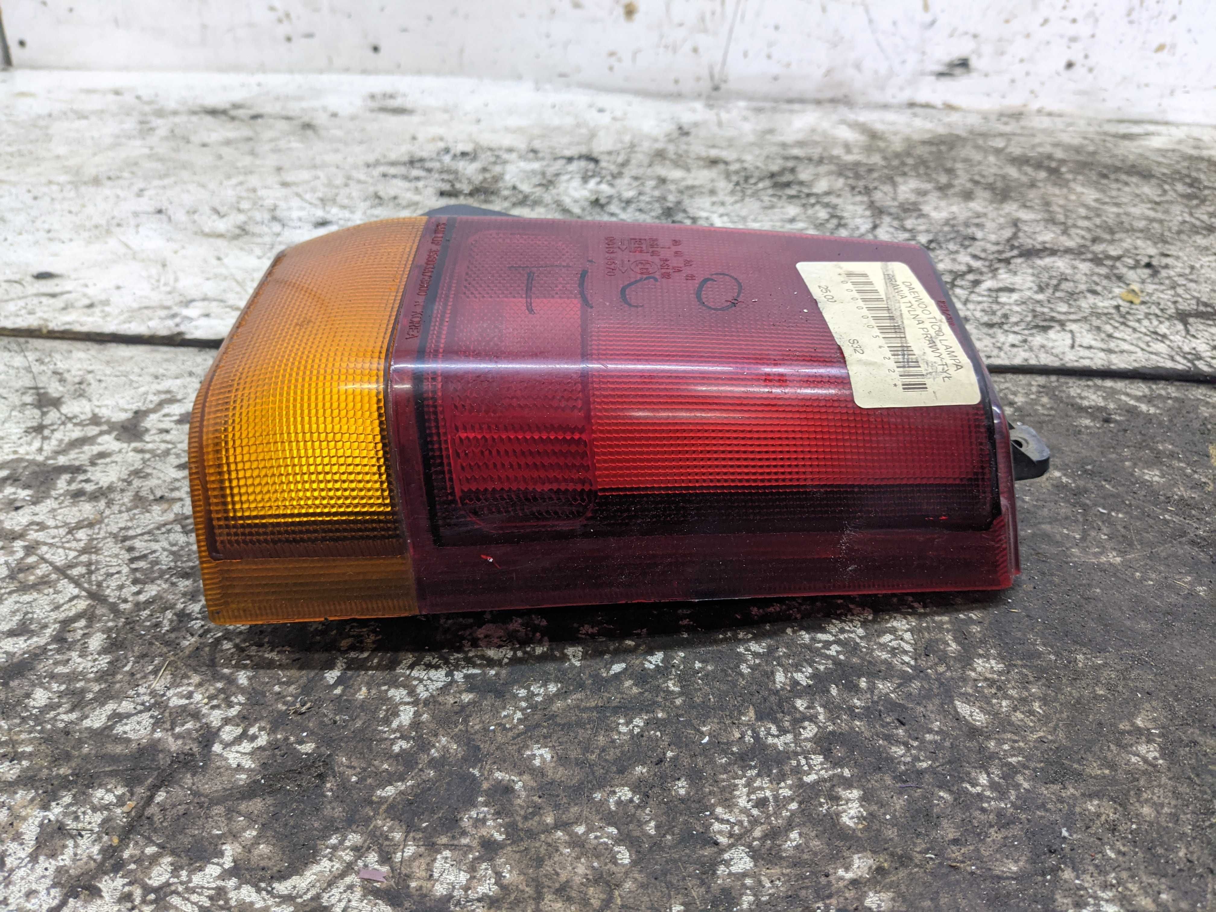 Daewoo Tico Lampa Prawa Tylna Prawy Tył PT