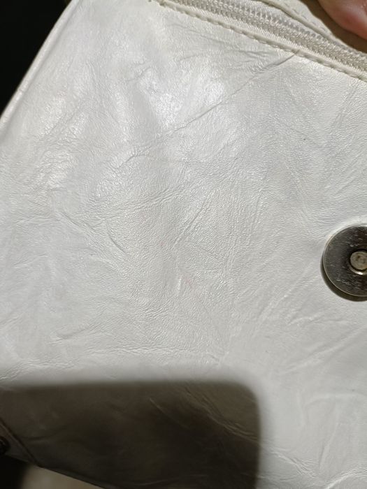 Torebka listonoszka biała Prada Milano