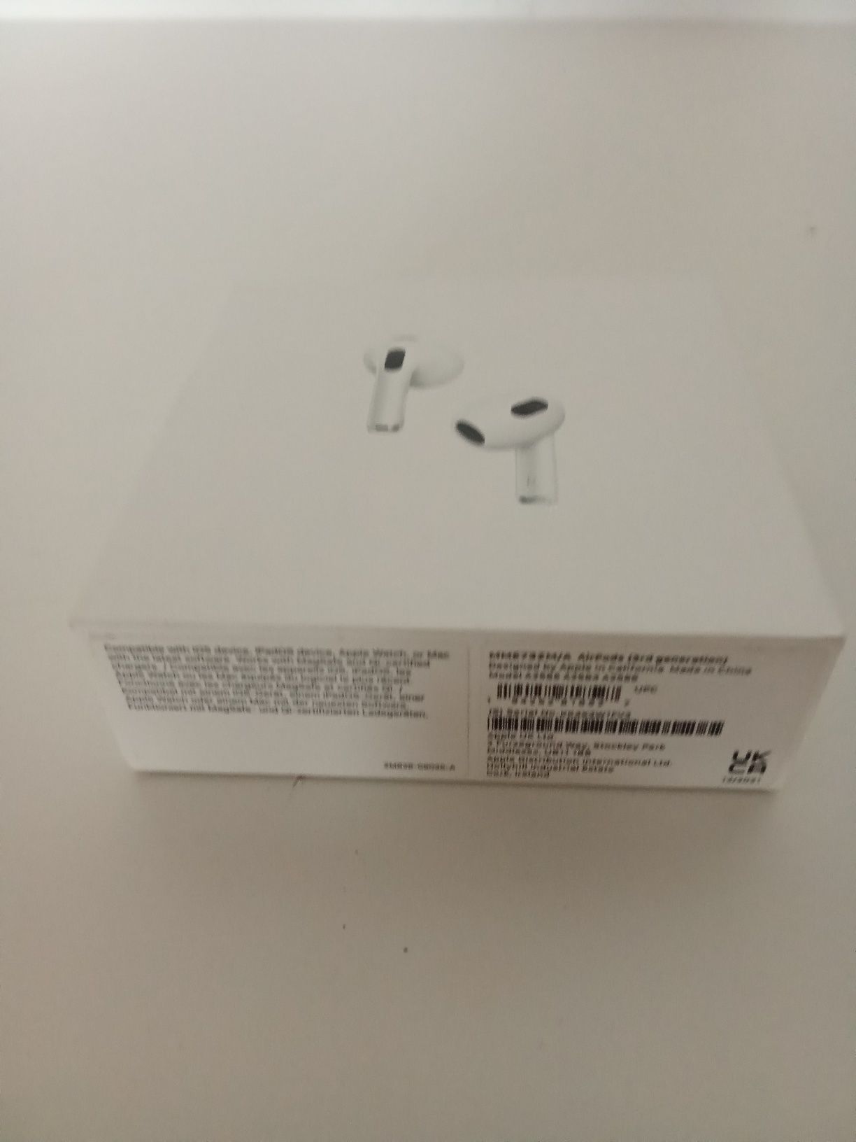 Sluchawki Apple AirPods 3 z ladujacym etui