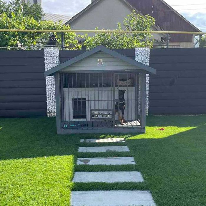 Вольєр з утеплено будкою | Вольєр під ключ