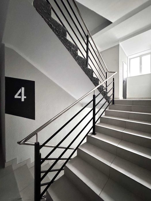 Продається стильна і простора 1 км. квартира з ремонтом у ЖК «Миру».