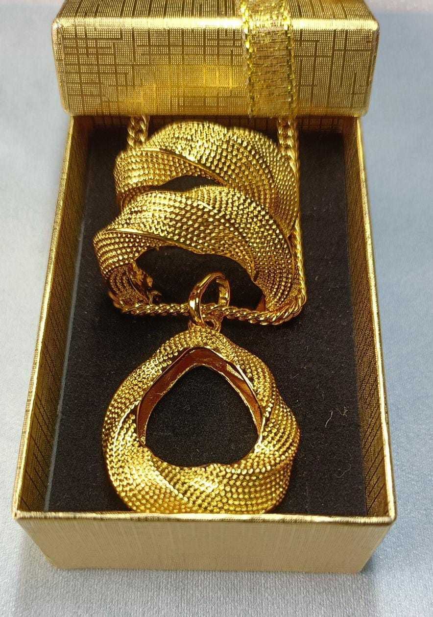 Conjunto Elene - Colar e Brincos
