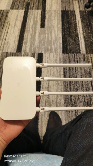 Продам роутер Xiaomi 4a