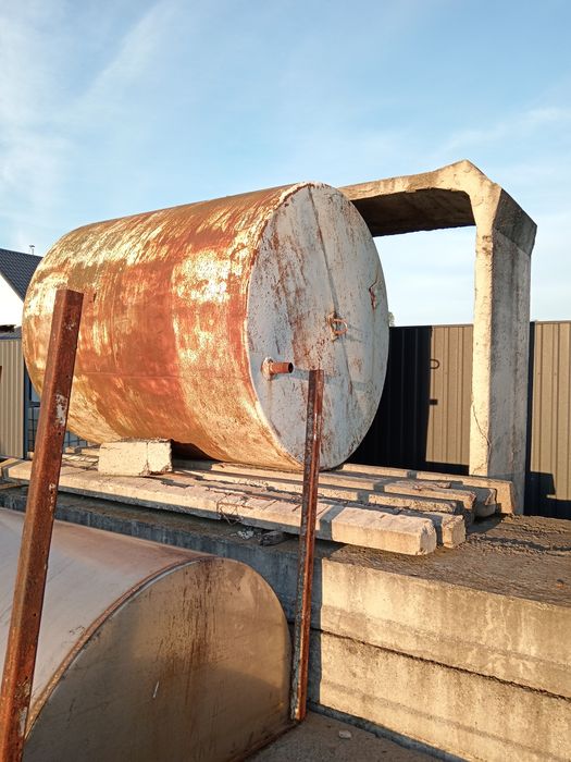 Продам бочку 5 кубів