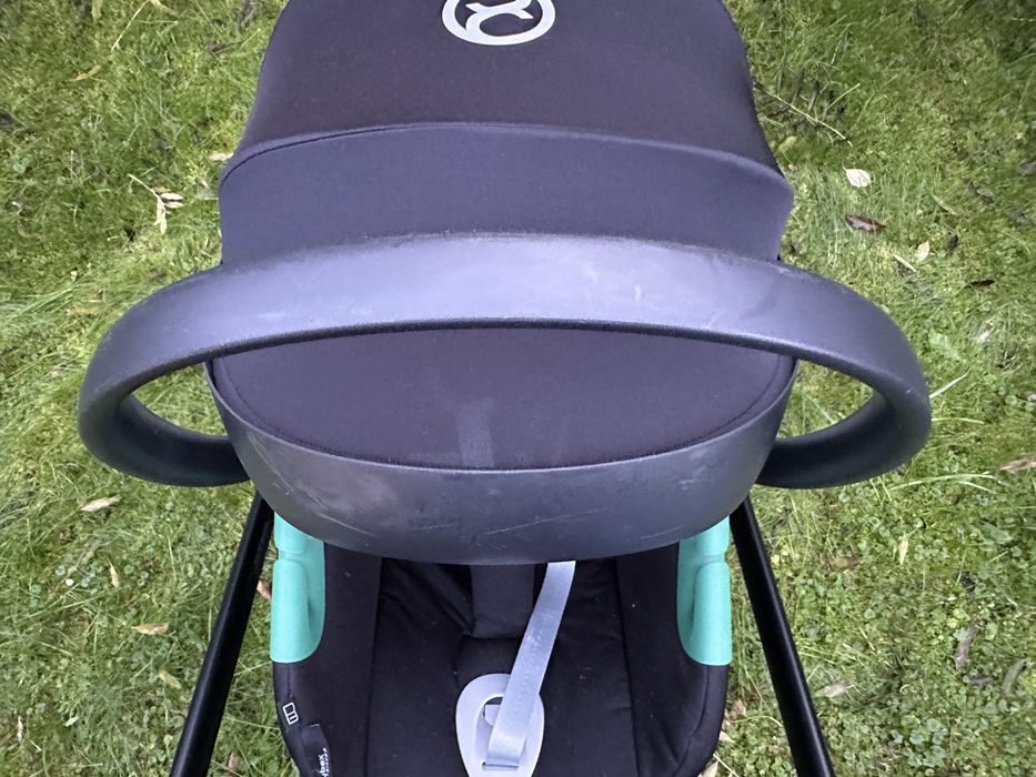 Wózek Roan Ivi 2.0 2w1 + fotelik Cybex Aton B2 + dodatki