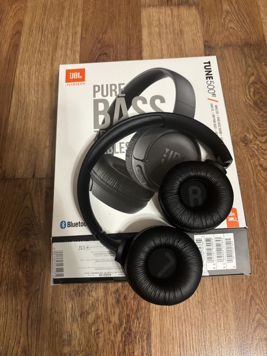 Продам наушники UBL