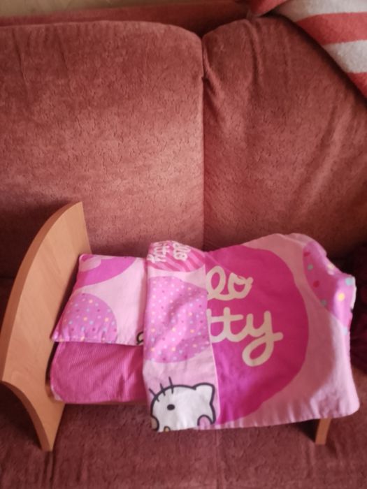 Кровать для ляльок