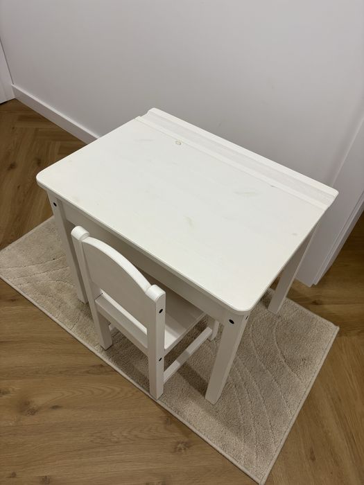 Stolik ikea sundvik biurko krzeslo
