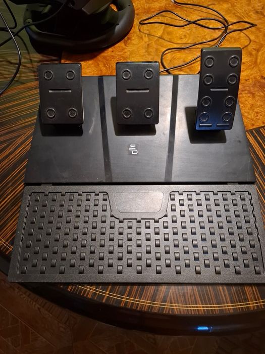 Volante para jogos de consola