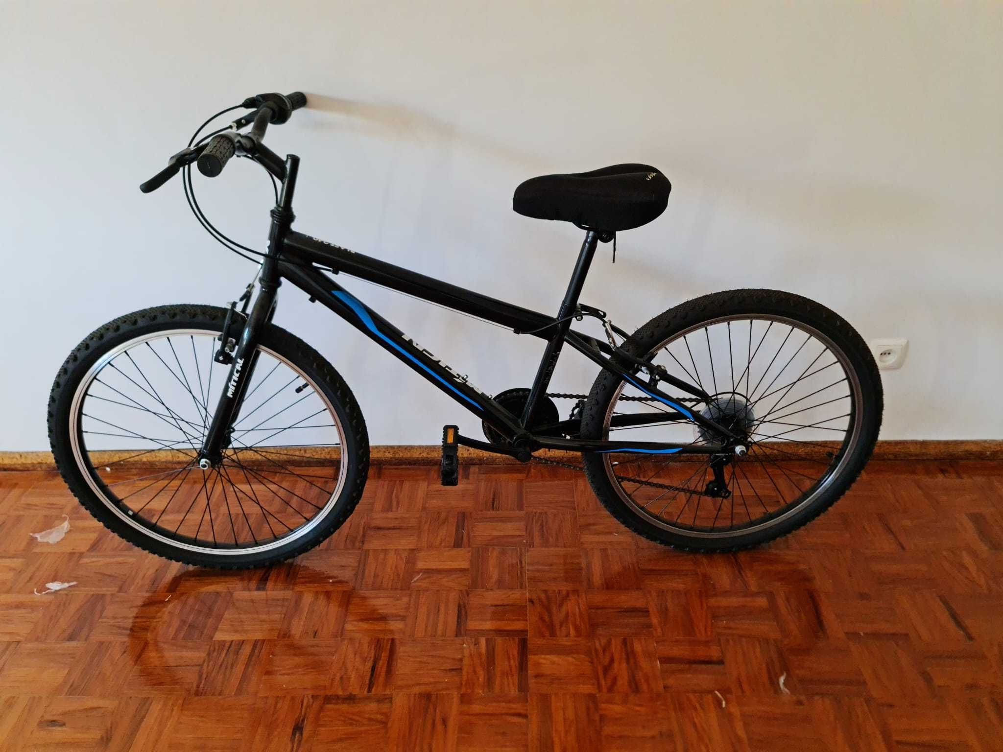 Bicicleta em bom estado