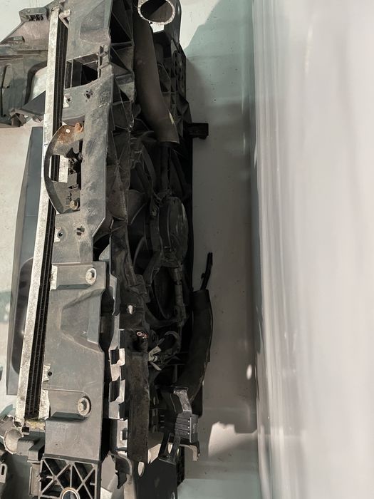 Wzmocnienie czołowe renault megane 3 10rok belka okular pas chłodnice