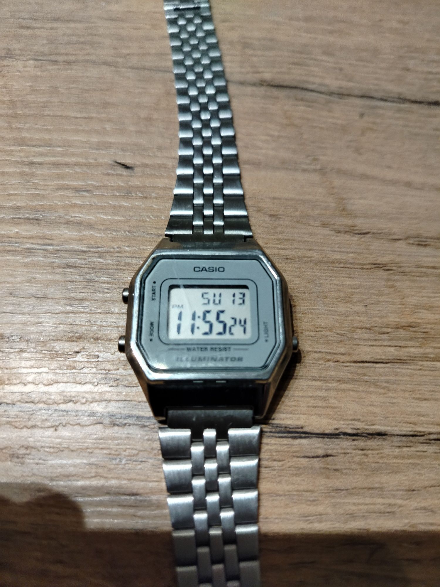 Zegarek Casio Vintage LA680WEA-7EF srebrny
