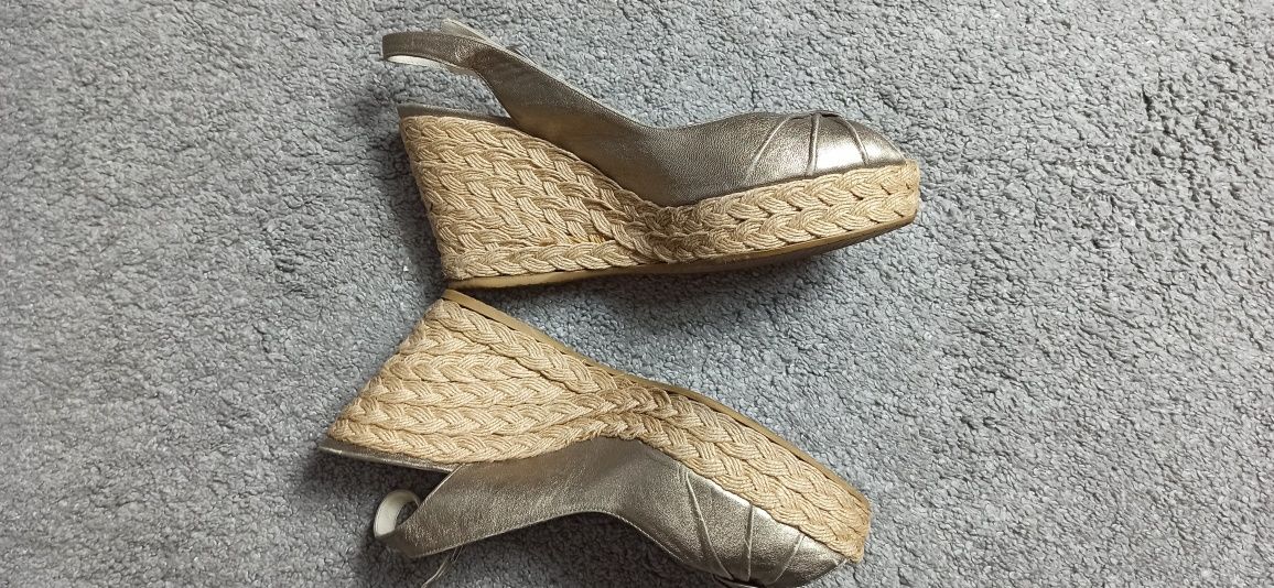 Sandały espadryle koturna Stuart Weitzman  39