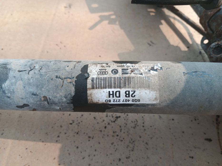 Vw polo 9n 1.2 zwrotnica amortyzator mcpherson półoś prawa przód prawy