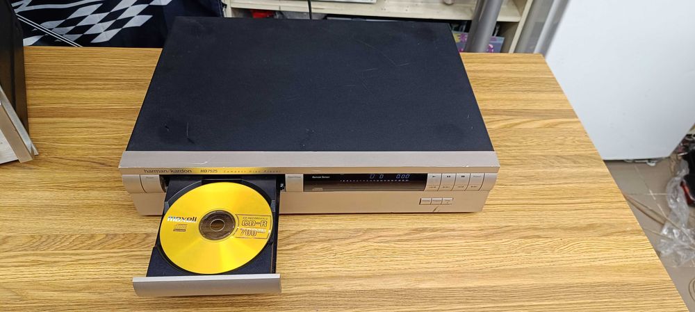 CD програвач Harman Kardon HD7525