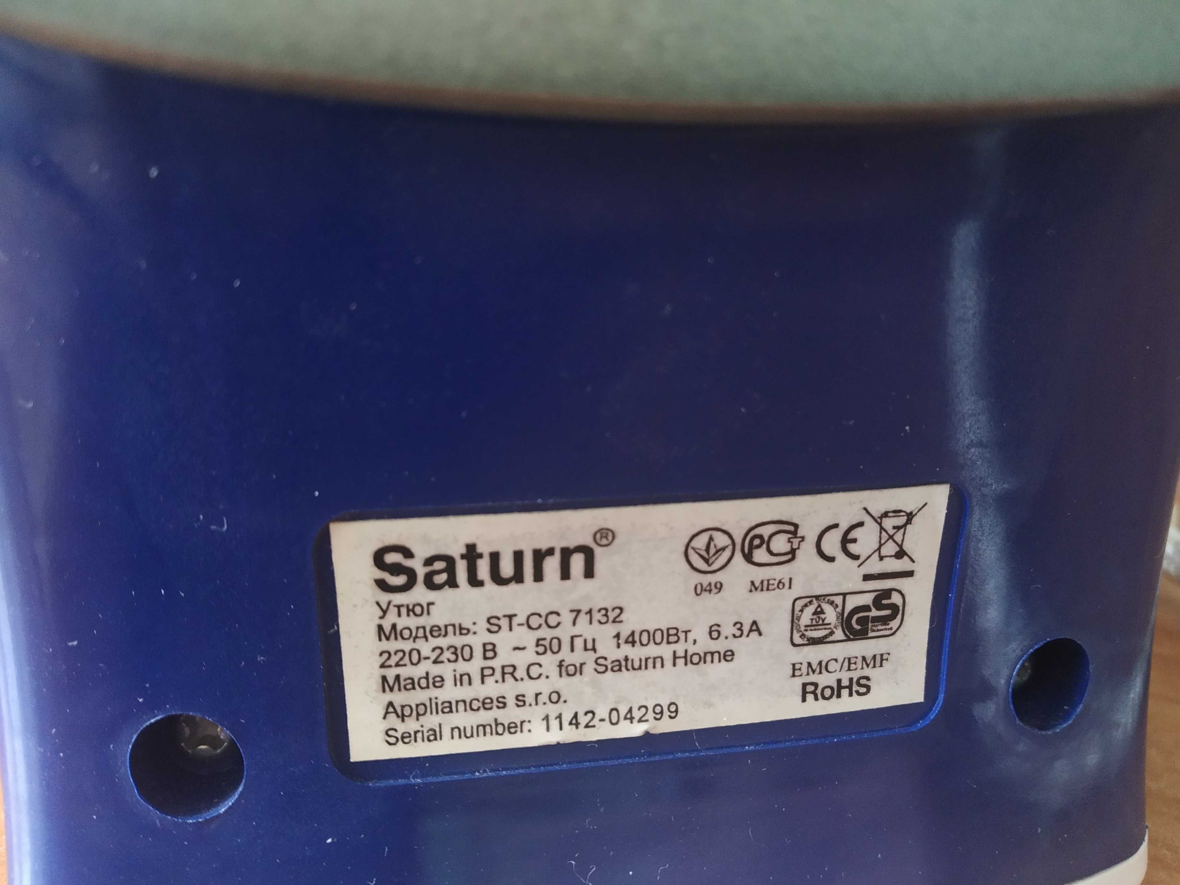 Утюг Saturn ST-CC 7132