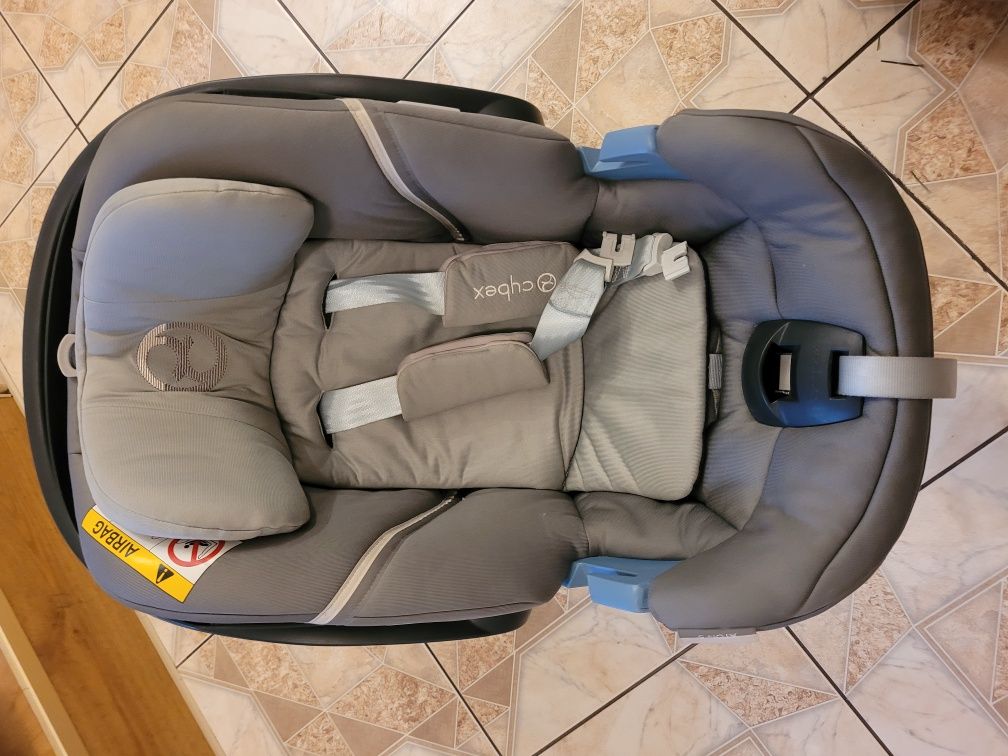 Fotelik samochodowy z baza isofix Cybex Aton5