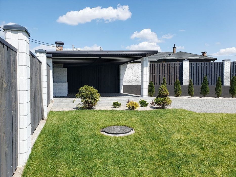 Продам новый дом в элитном районе Новоалександровка