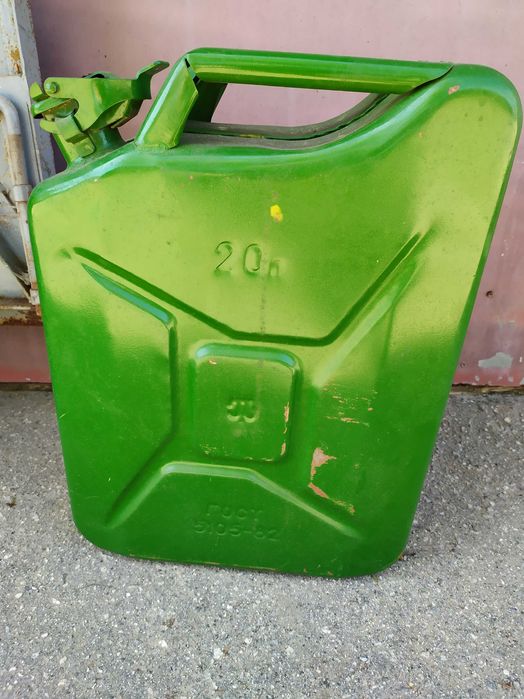 Канистры 20л.  советские