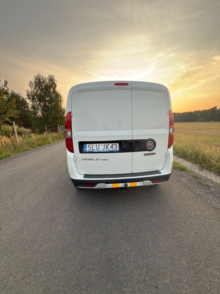 Fiat Doblo Max 1.6 trekking 2022r 88tys km camper