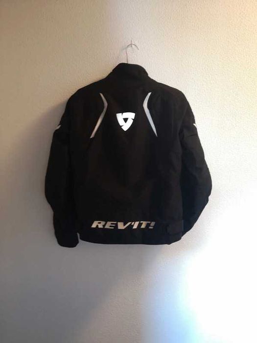 Casaco de moto Revit
