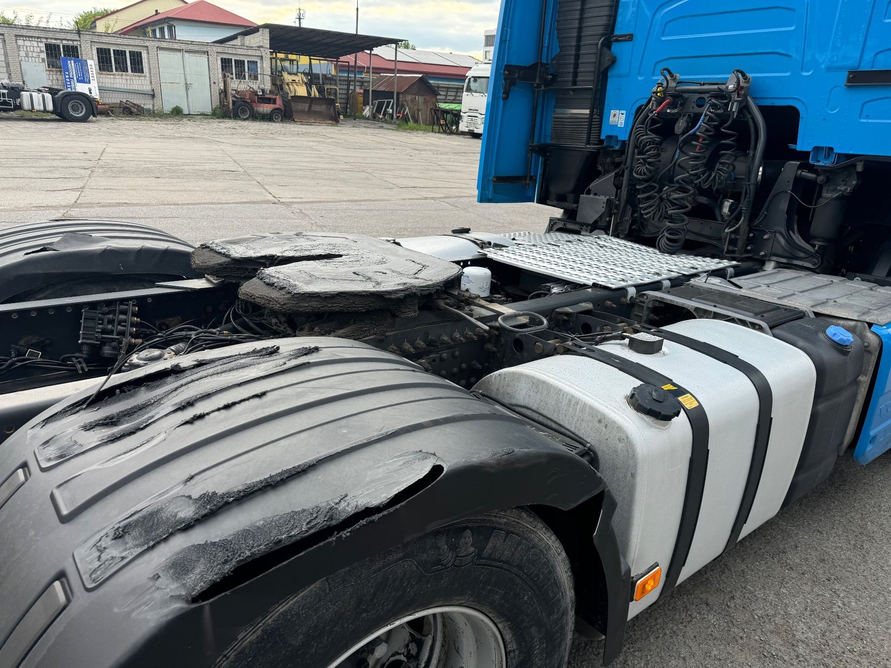 Volvo  Spr z Niemiec dwa zbiorniki 500km serwis